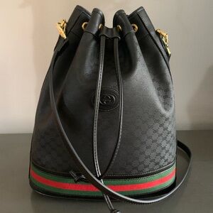 🔥GUCCI 90s Black Bucket